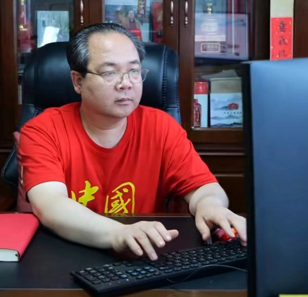   【心念启迪，光芒耀万年！】